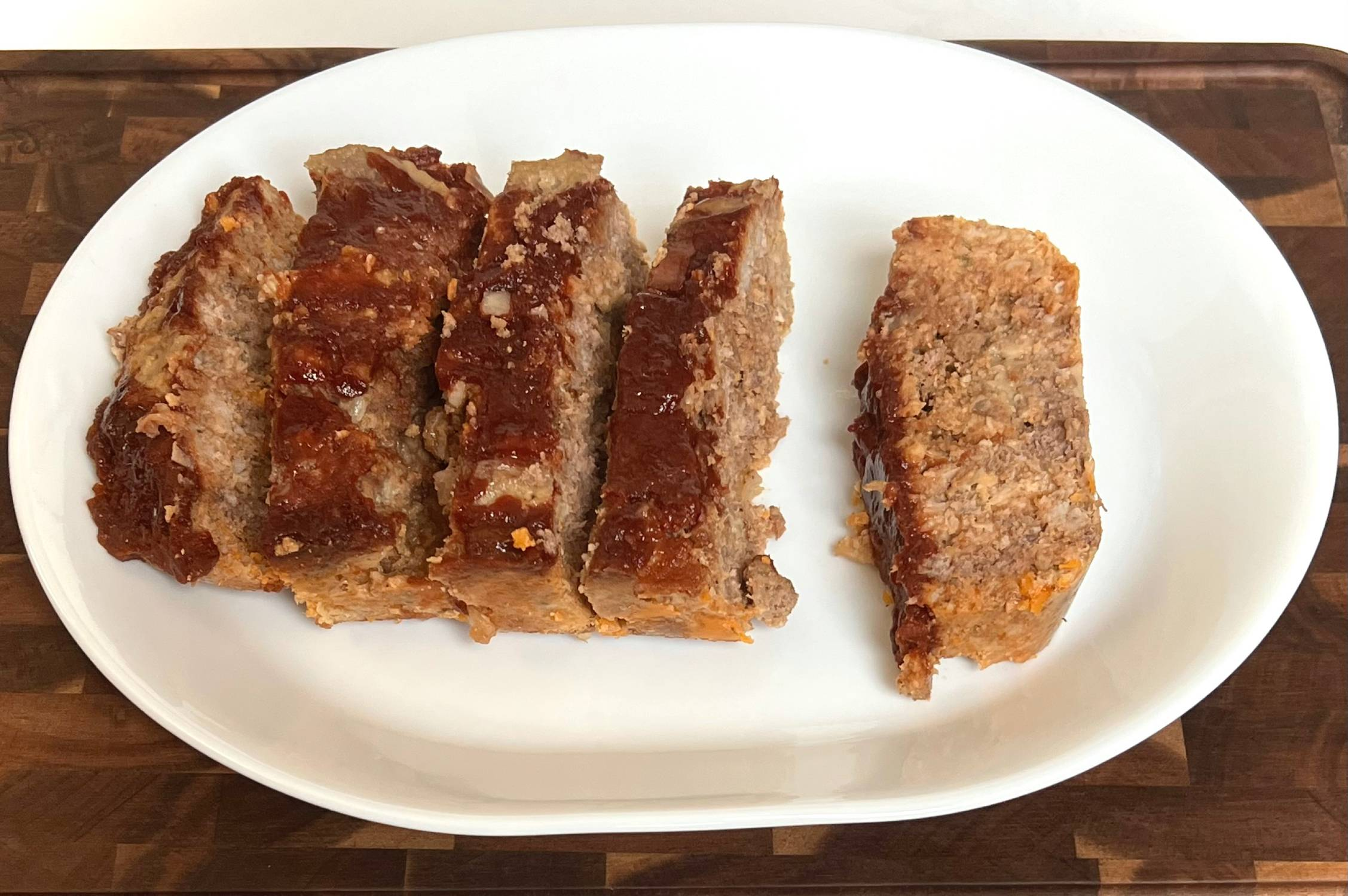 Keto Meatloaf (Juicy, Glazed & Family-Friendly)