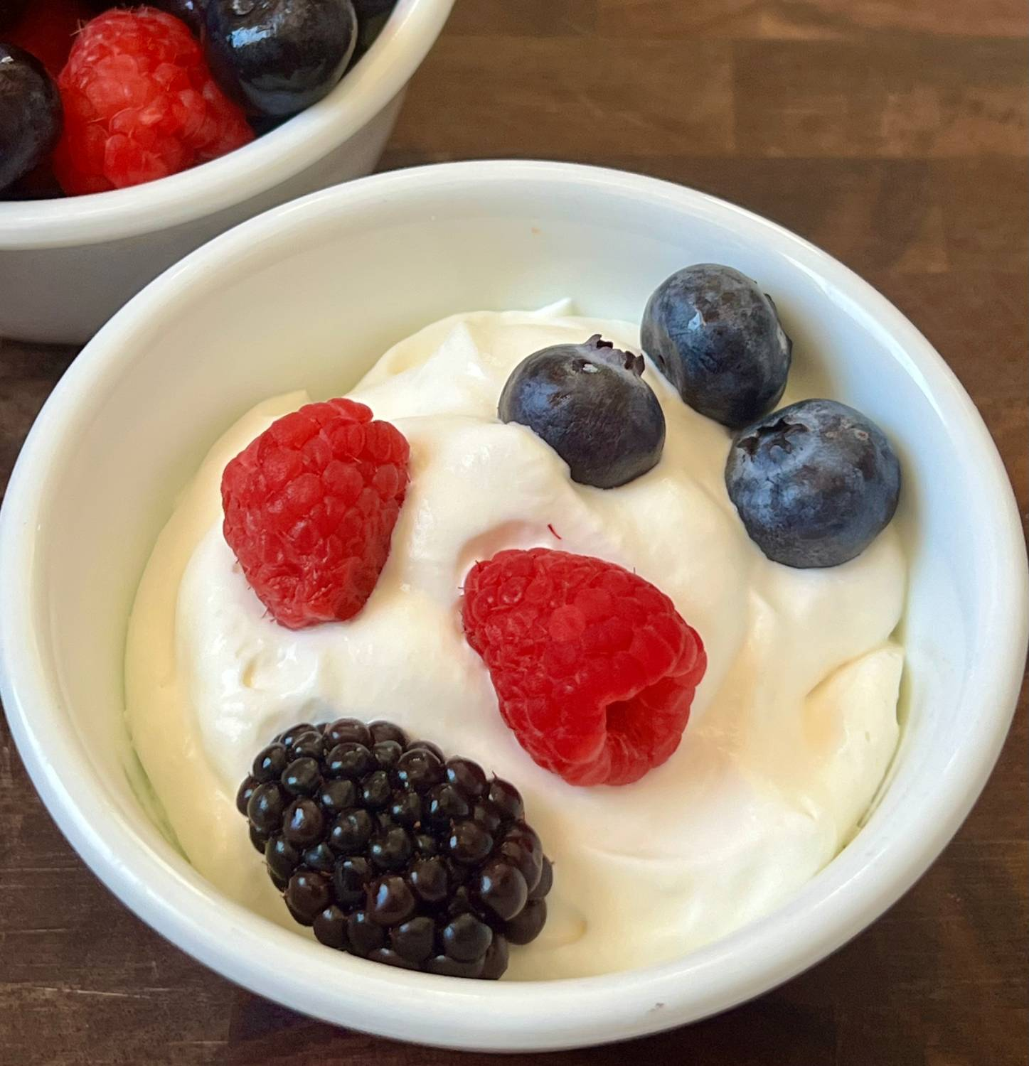 Keto Whipped Cream (Sugar Free & 5 Minutes)